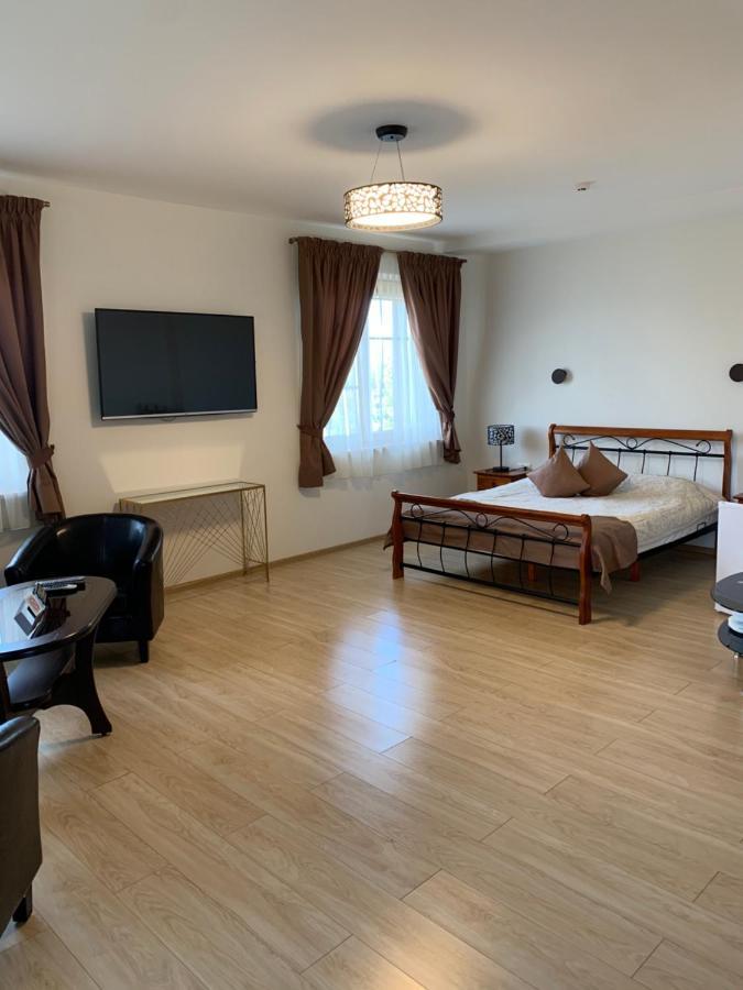 Prie Ziedo Aparthotel Trakai Bagian luar foto